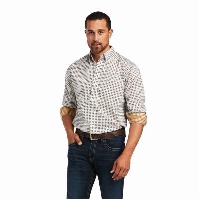 White Ariat Wrinkle Free Hayden Classic Fit Men's Shirts | IFKC59170