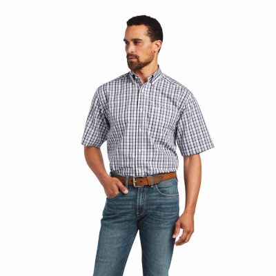 White Ariat Wrinkle Free Yash Classic Fit Men's Shirts | LEWC04597