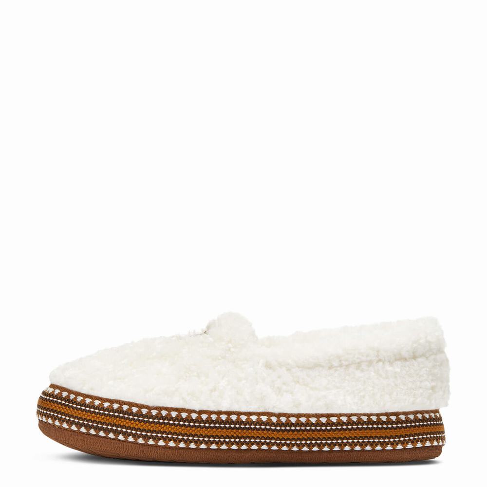 Beige Ariat Snuggle Women's Slippers | VYBI84957