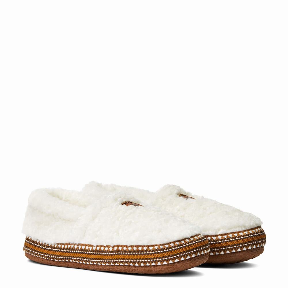 Beige Ariat Snuggle Women's Slippers | VYBI84957