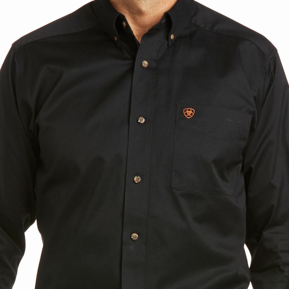 Black Ariat Solid Twill Fitted Men's Shirts | OAVP75203