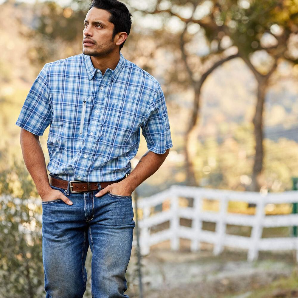 Blue Ariat VentTEK Classic Fit Men's Shirts | UKZN69143