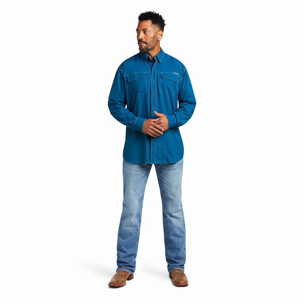 Turquoise Ariat VentTEK Outbound Classic Fit Men's Shirts | MVIP72349