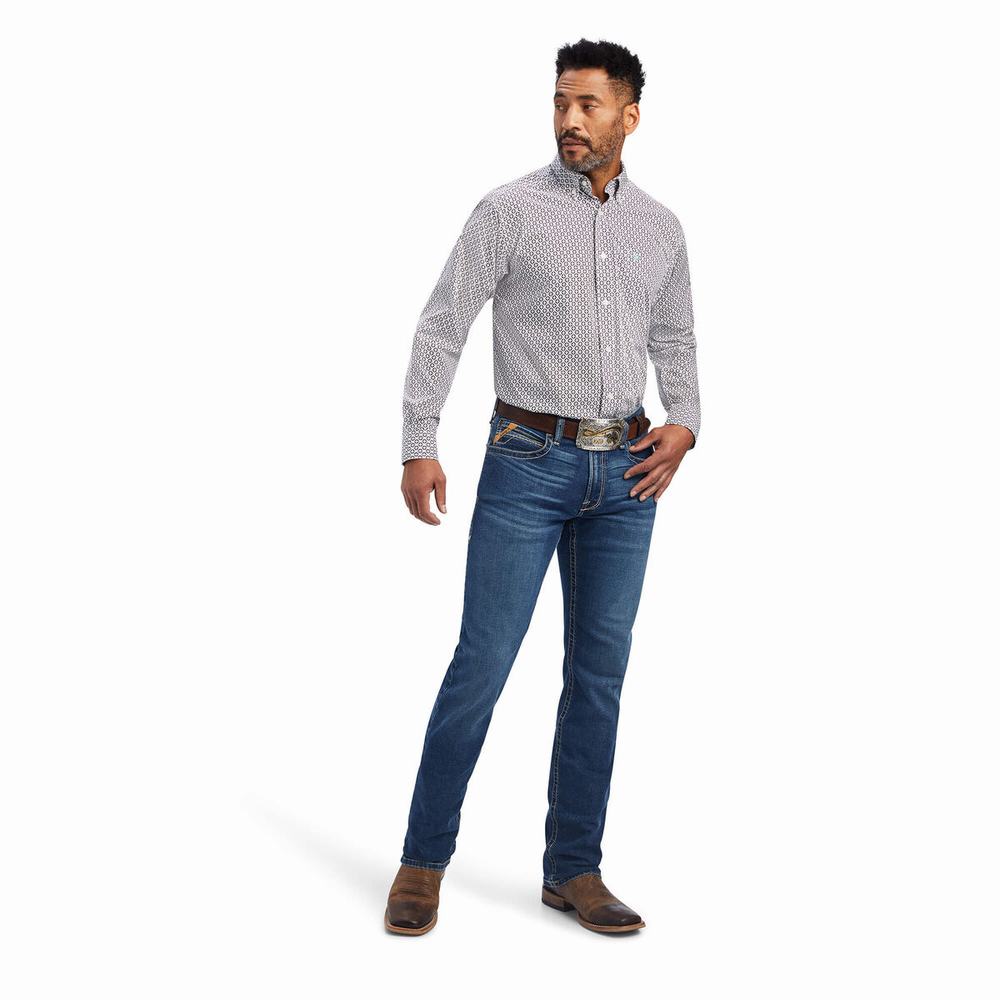 White Ariat Finleigh Classic Fit Men's Shirts | IRET62491