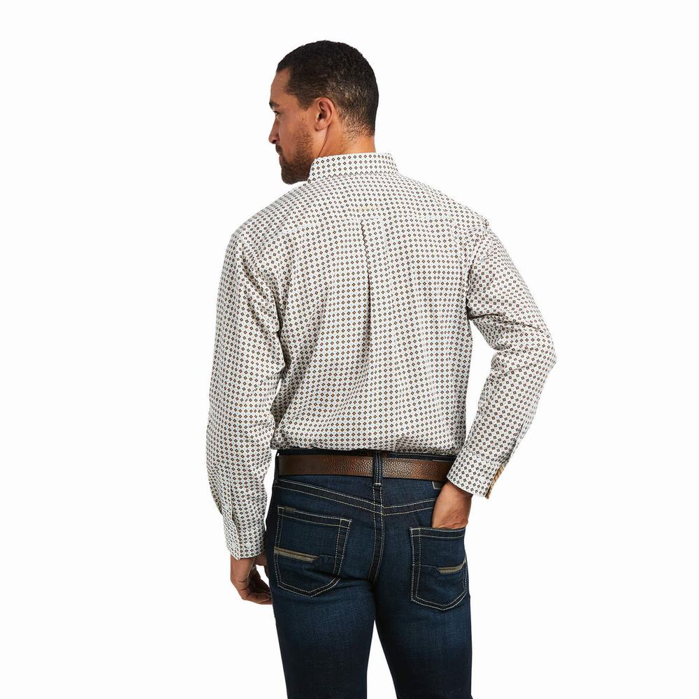 White Ariat Wrinkle Free Hayden Classic Fit Men's Shirts | IFKC59170